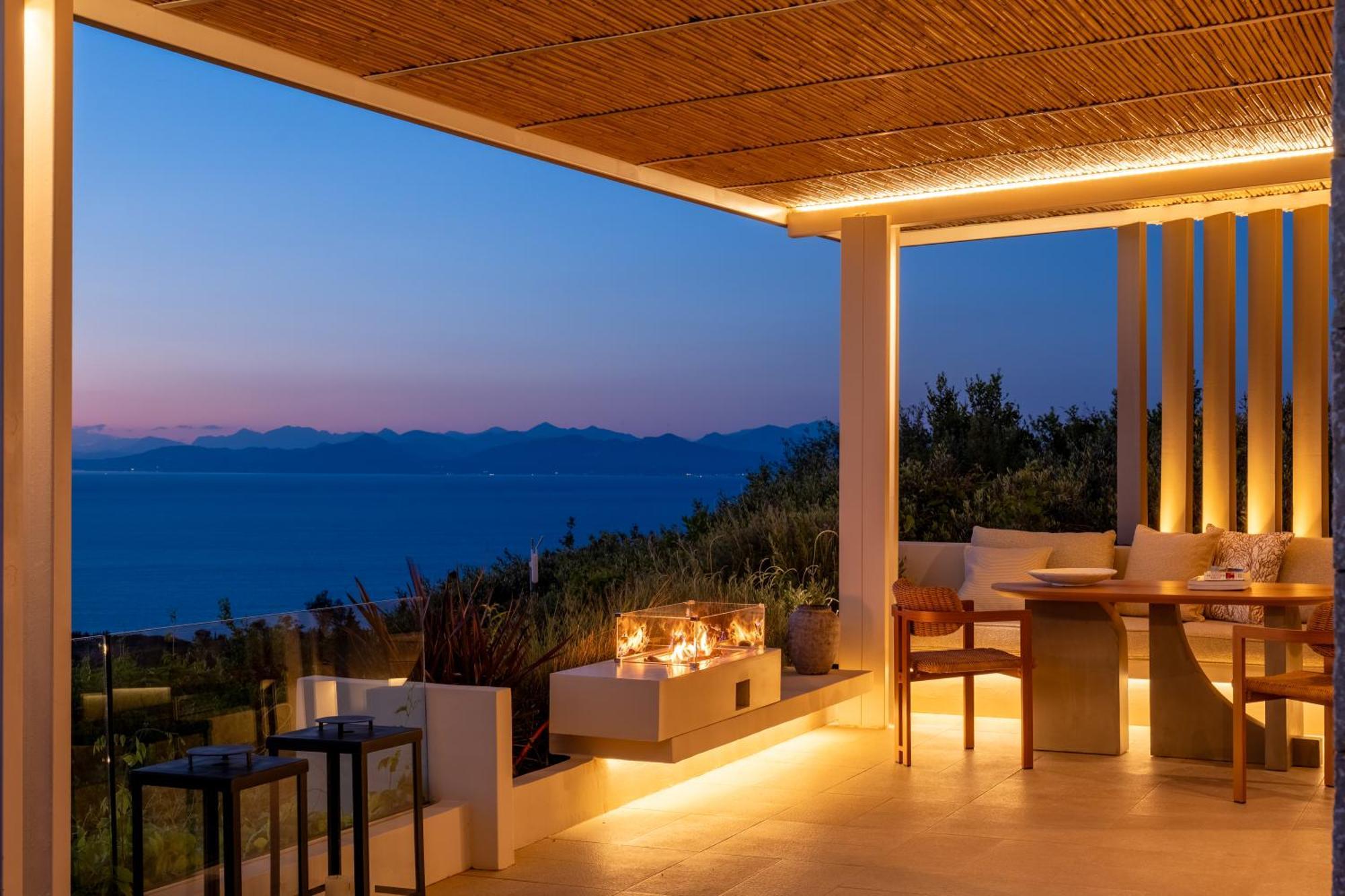 Artblue Villas Tsoukaladhes Exterior photo